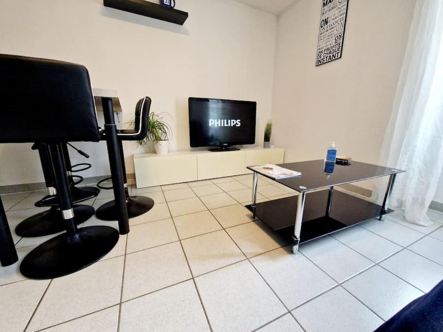 Agreable Appartement T2 Centre Ville Valence  Kültér fotó
